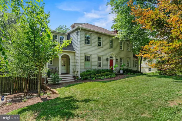 Chevy Chase, MD 20815,7406 BROOKVILLE RD