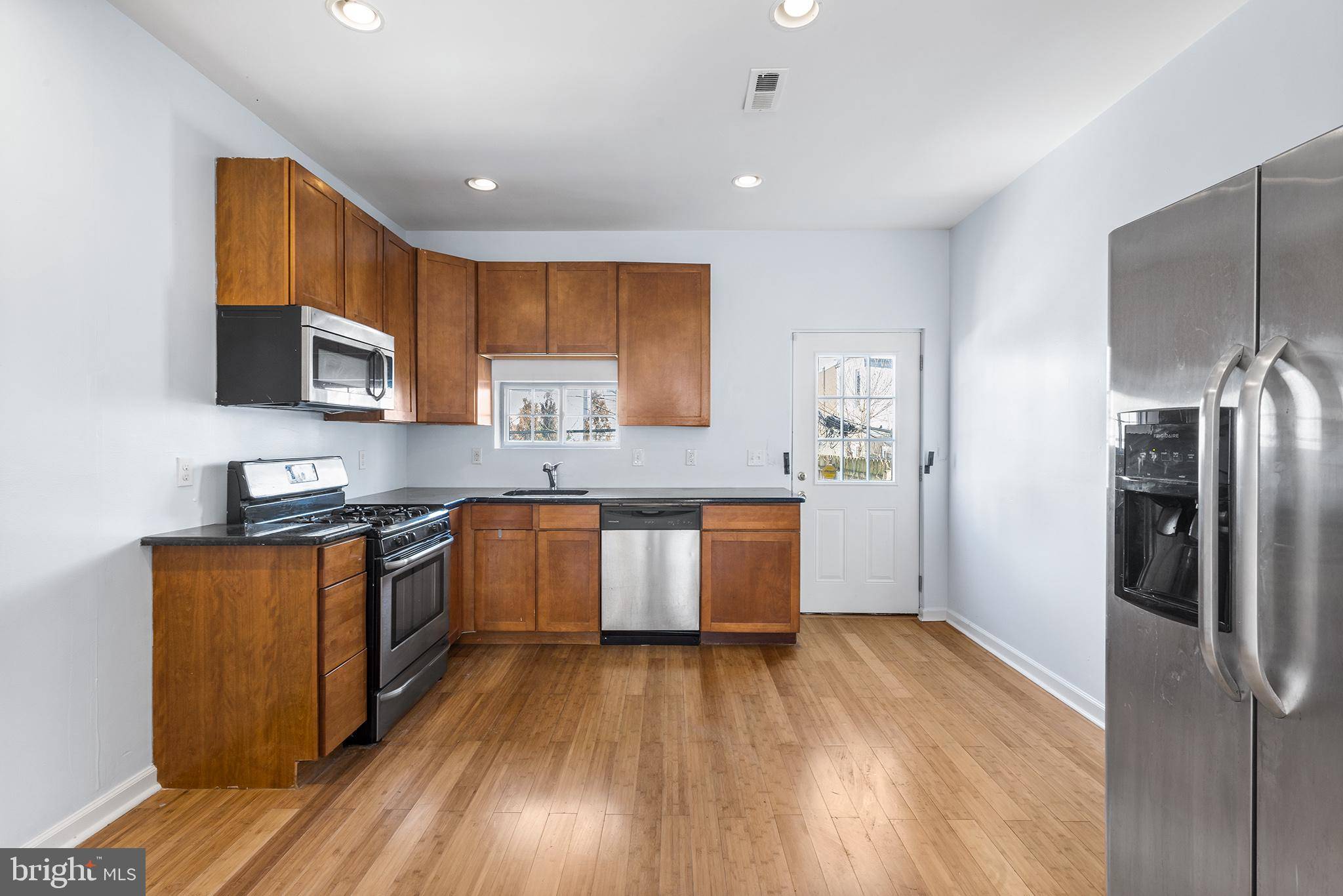 Philadelphia, PA 19146,1903 TITAN ST