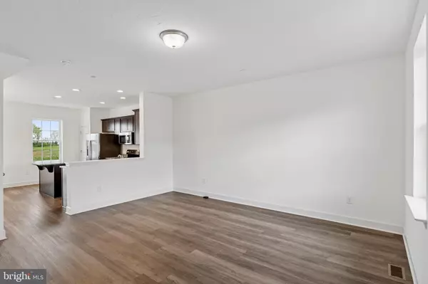 Hanover, PA 17331,229 HOLSTEIN DR #111