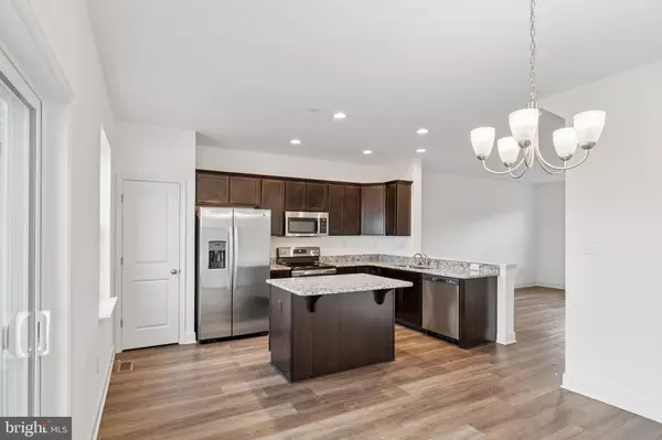 Hanover, PA 17331,229 HOLSTEIN DR #111