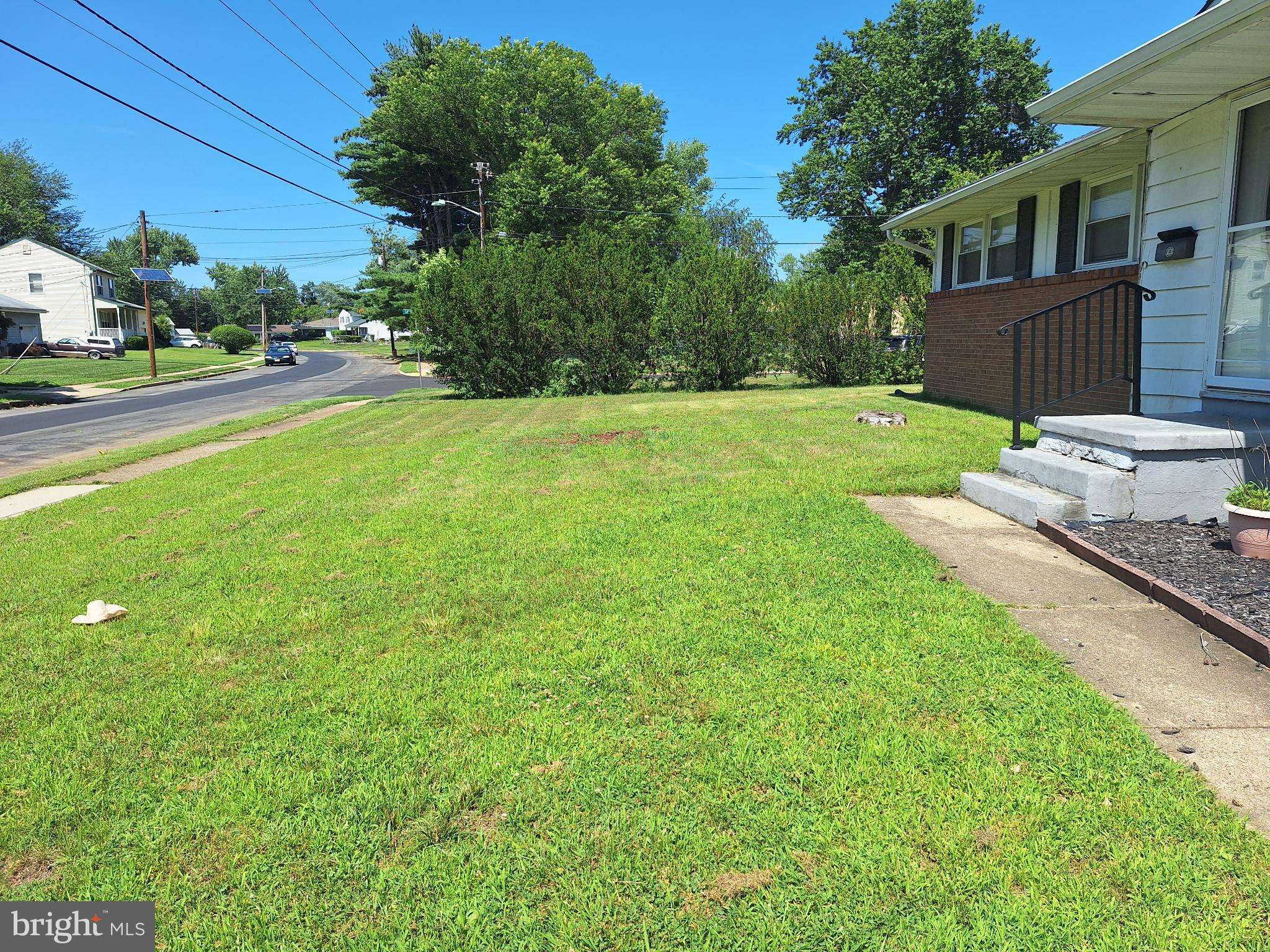 Burlington, NJ 08016,30 LACLEDE DR