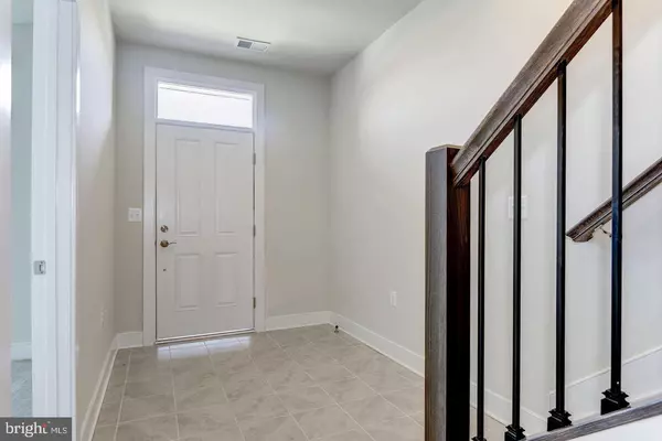 Alexandria, VA 22301,1820 POTOMAC AVE