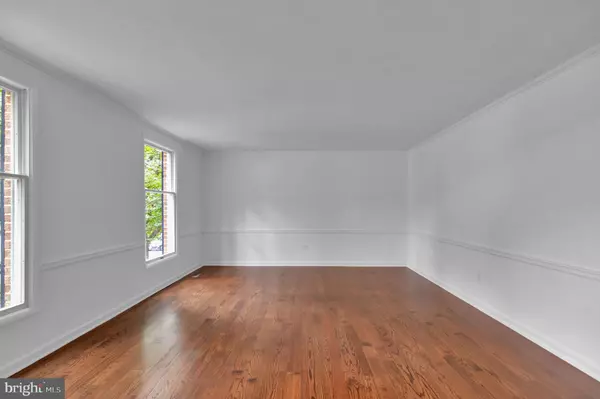 Fairfax, VA 22030,4620 UNIVERSITY DR