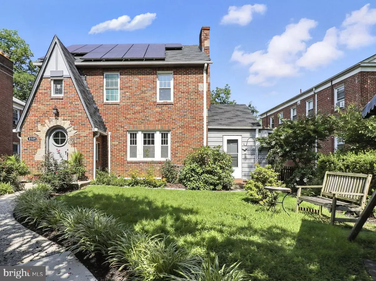 Takoma Park, MD 20912,8509 FLOWER AVE
