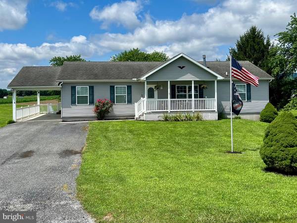 695 MANADA GAP RD, Grantville, PA 17028