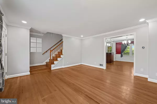 Baltimore, MD 21204,21 SKIDMORE CT