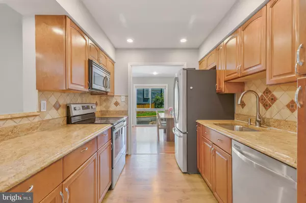 Vienna, VA 22181,3048 SUGAR LN