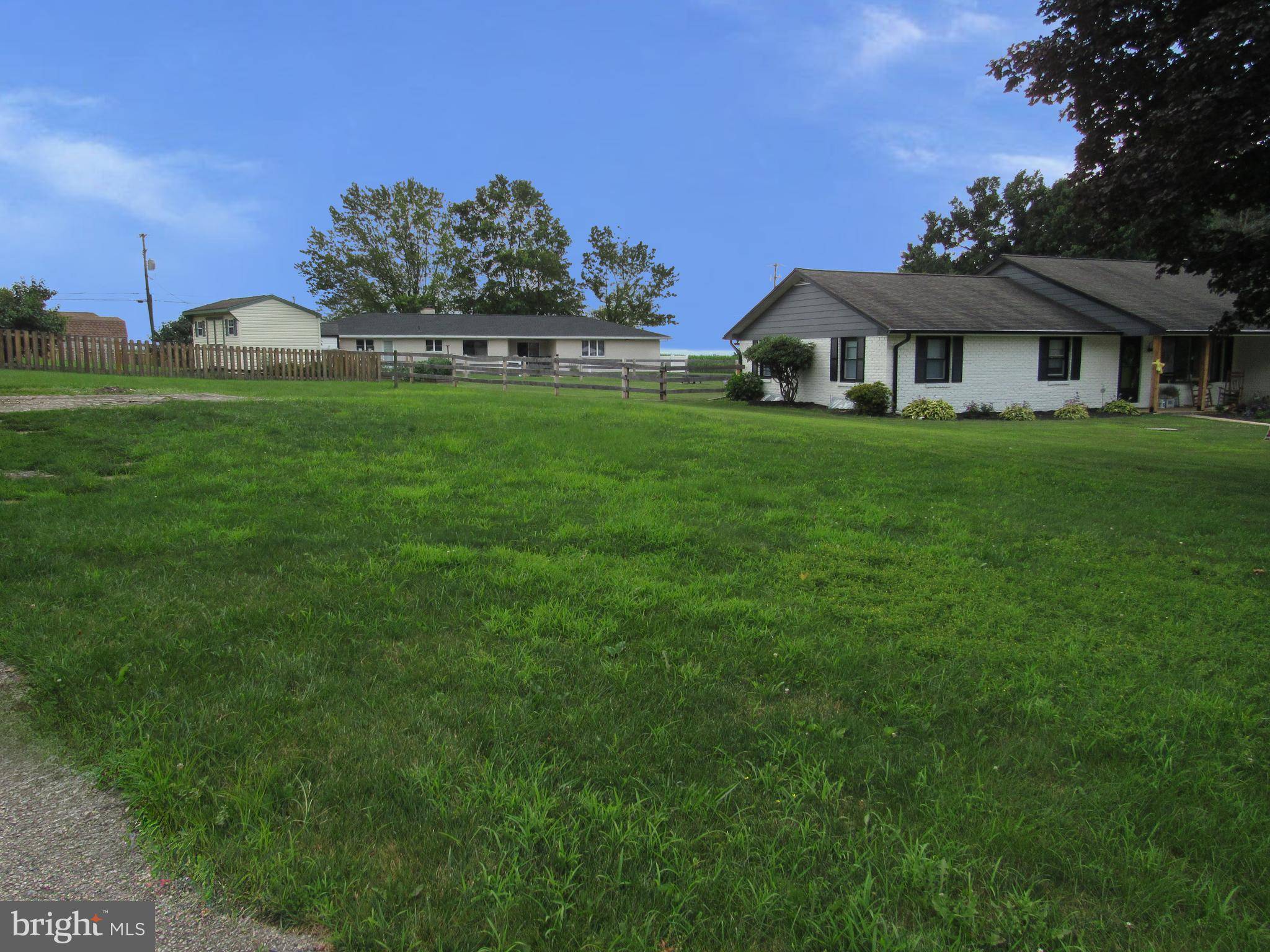 Dallastown, PA 17313,113 BRANT DR
