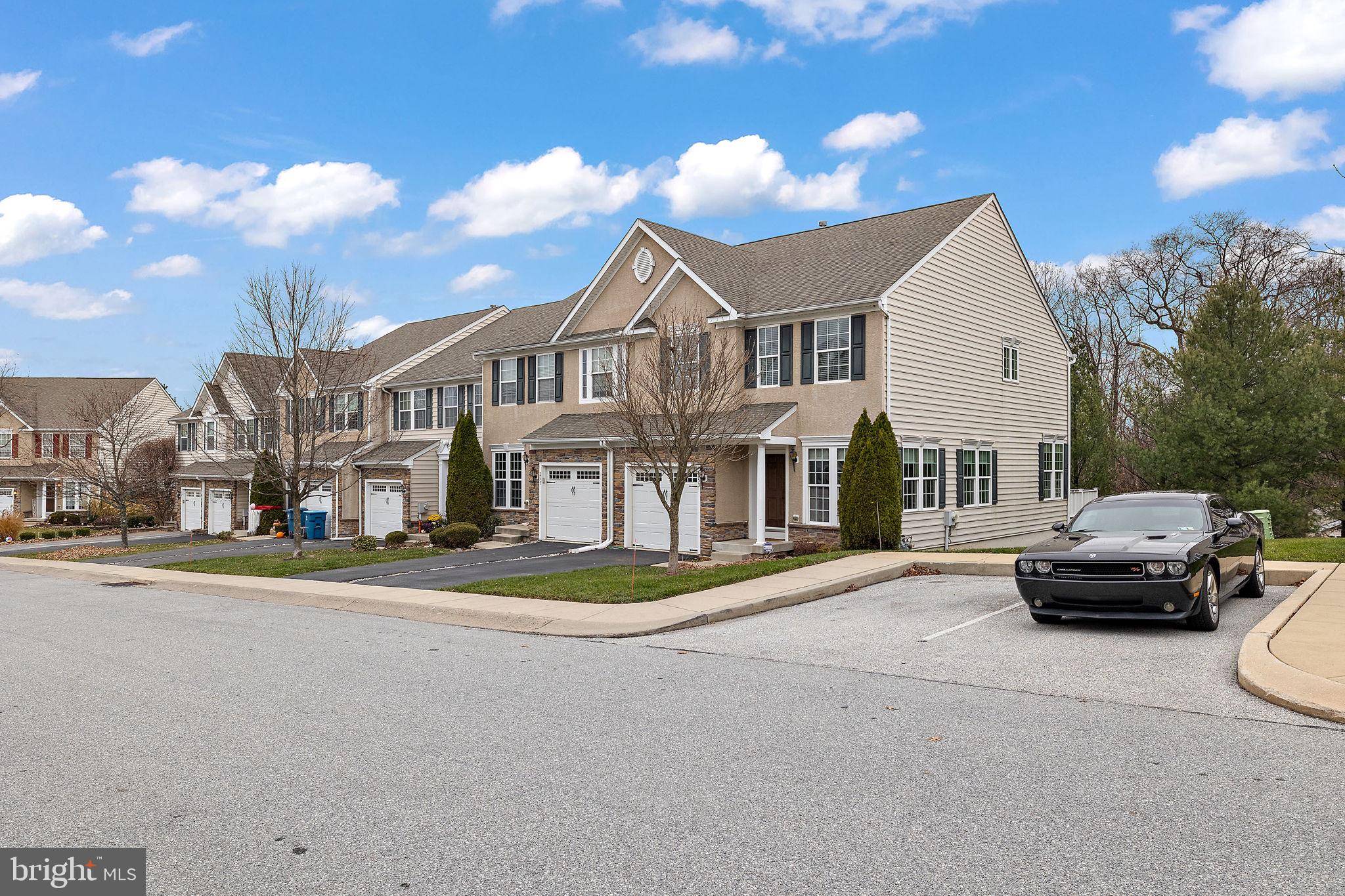 253 TALL TREES CIR, Downingtown, PA 19335