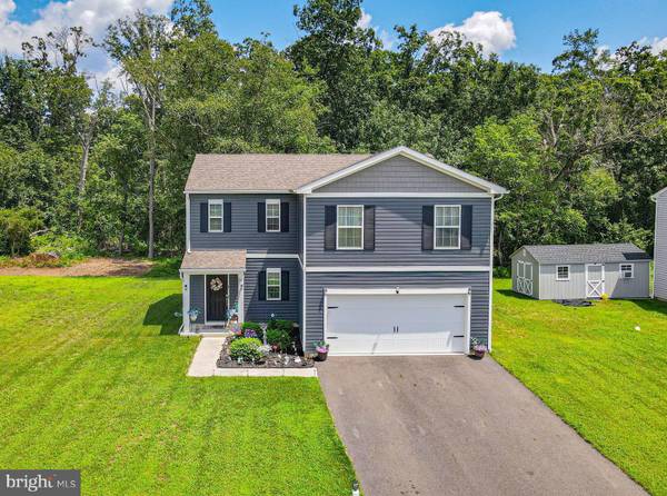 33 EISENHOWER DR, Bridgeton, NJ 08302