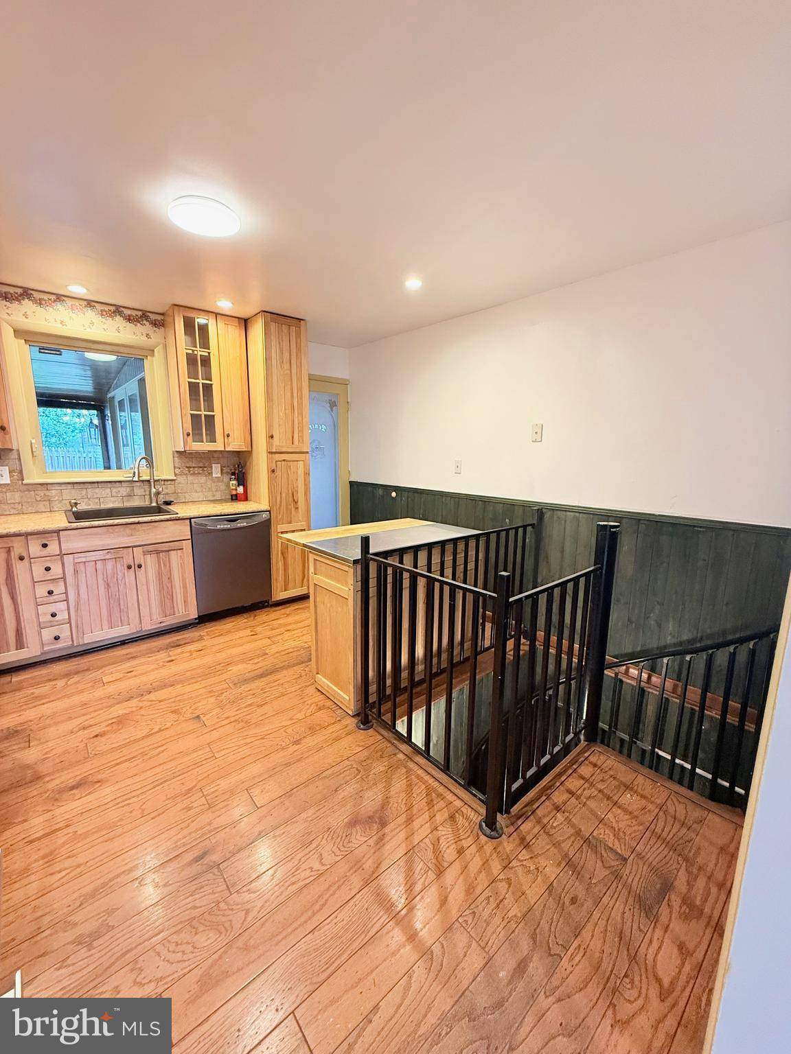 Wilmington, DE 19803,215 ALDERS DR