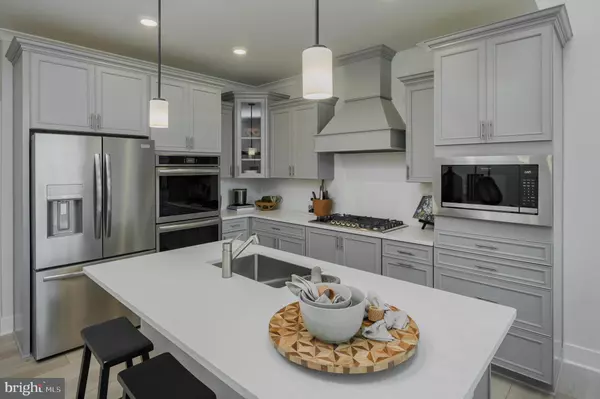 White Plains, MD 20695,10612 GREAT BASIN PL