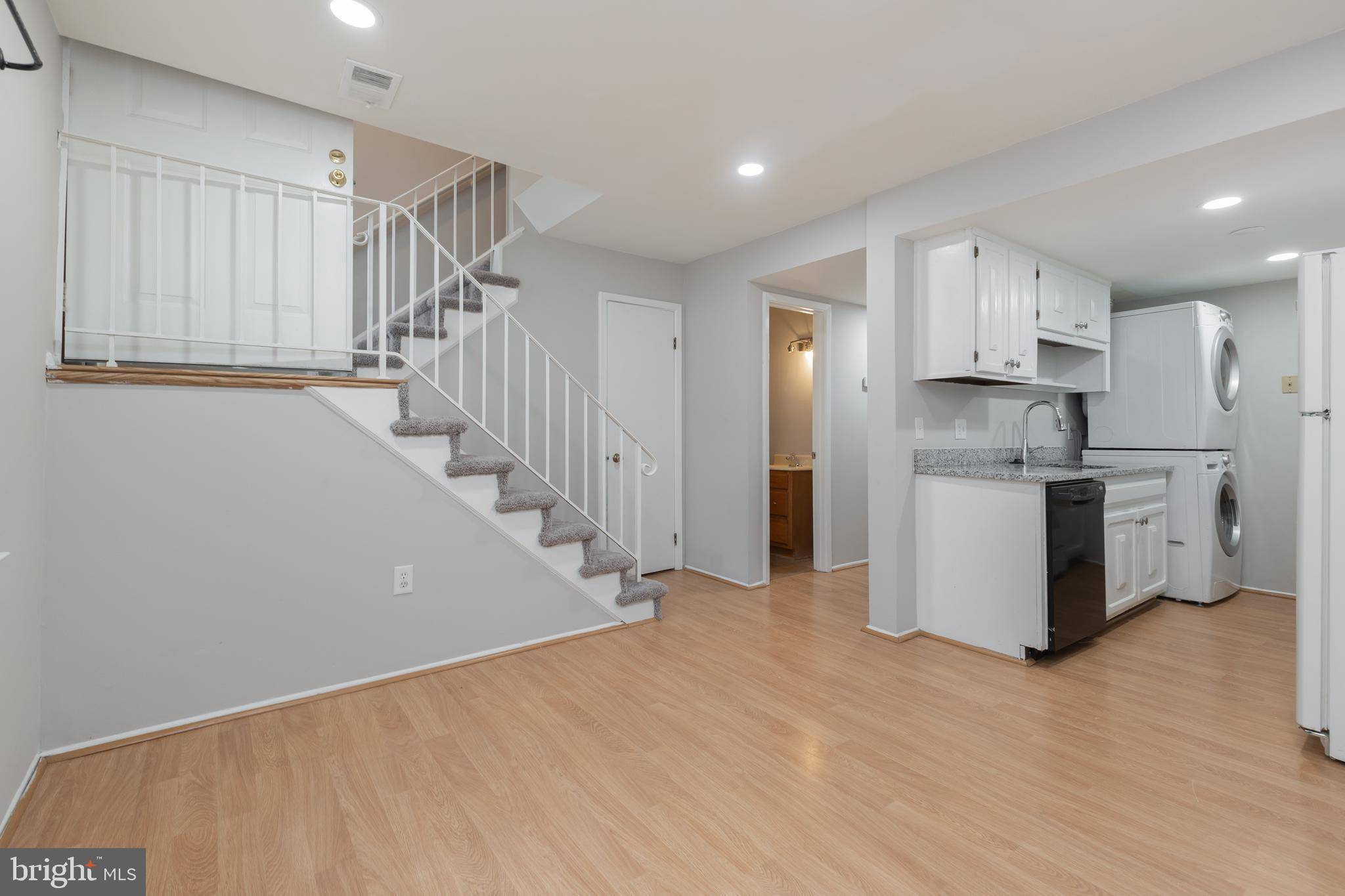 Woodbridge, VA 22193,14434 FALMOUTH DR