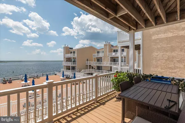 Barnegat, NJ 08005,401 BAY SHORE DR #8B