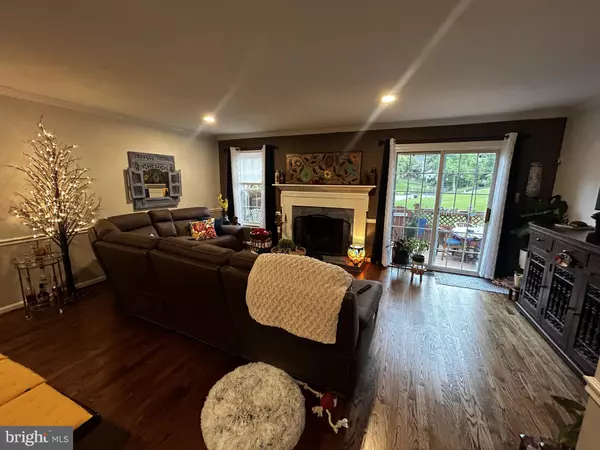 Occoquan, VA 22125,148 WASHINGTON ST
