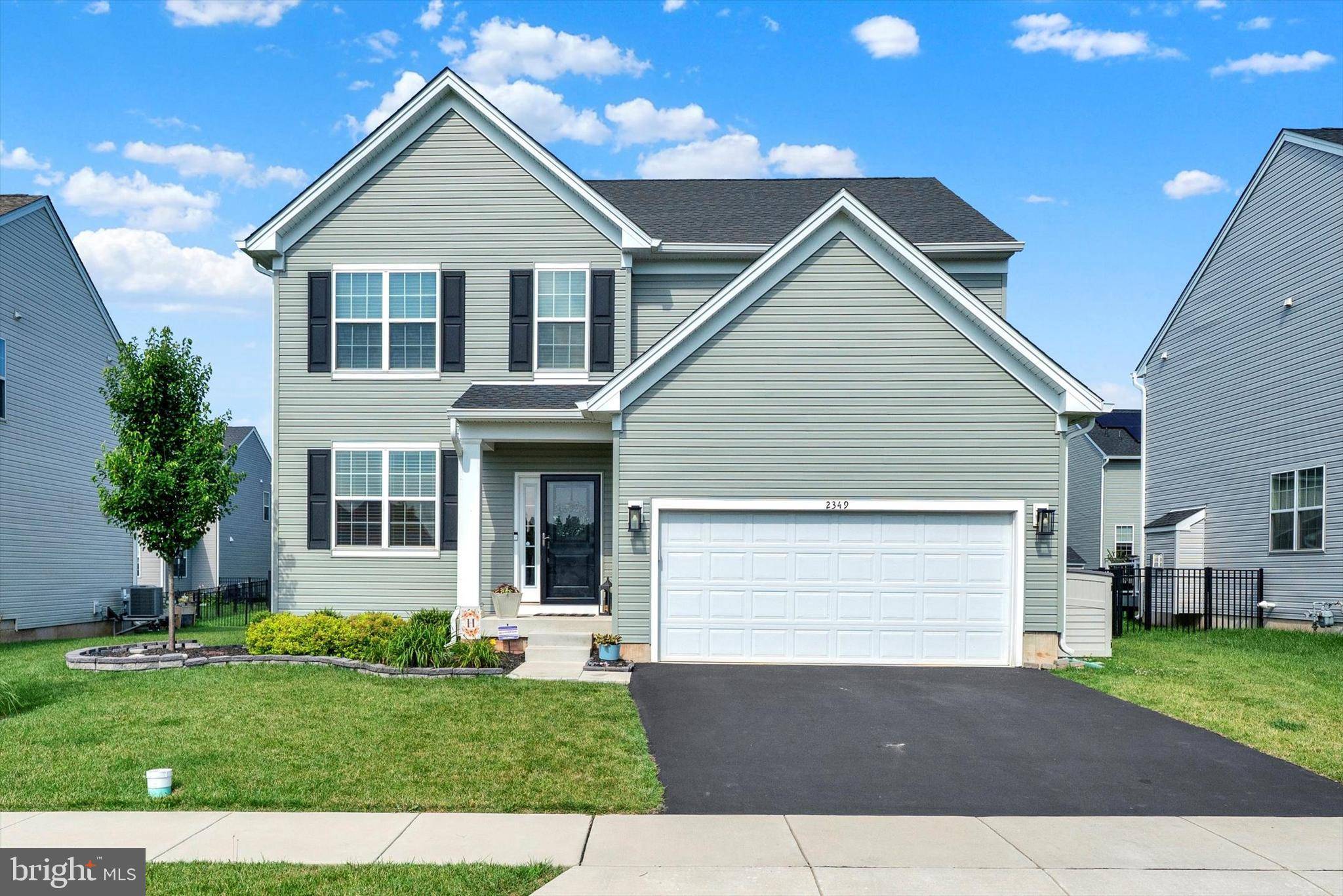 2349 TWIN LAKES DR, Quakertown, PA 18951