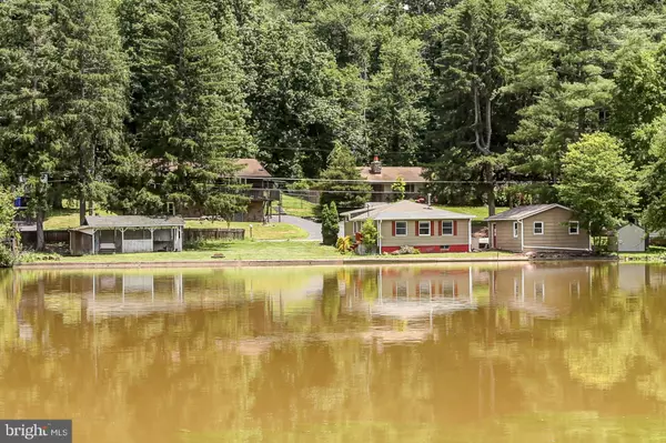 823 SILVER LAKE RD, Lewisberry, PA 17339