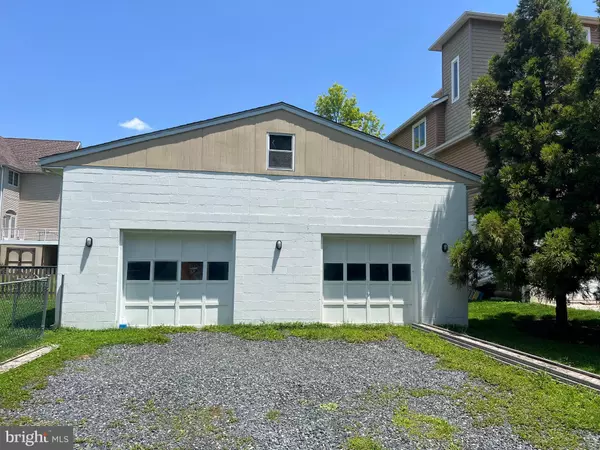 Baltimore, MD 21219,9015 CUCKOLD POINT RD