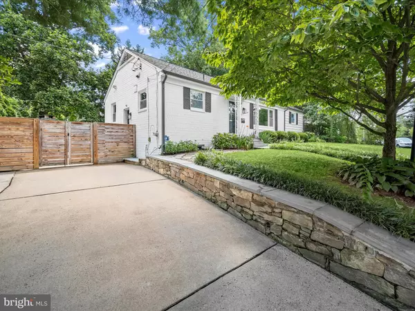 Bethesda, MD 20816,5219 BELVOIR DR
