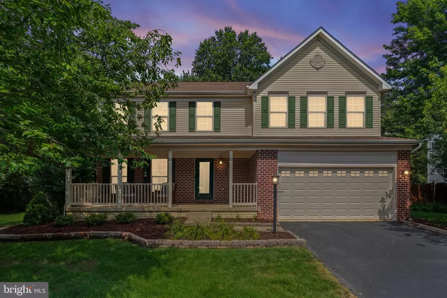 6910 SHARPSBURG DR, Centreville, VA 20121
