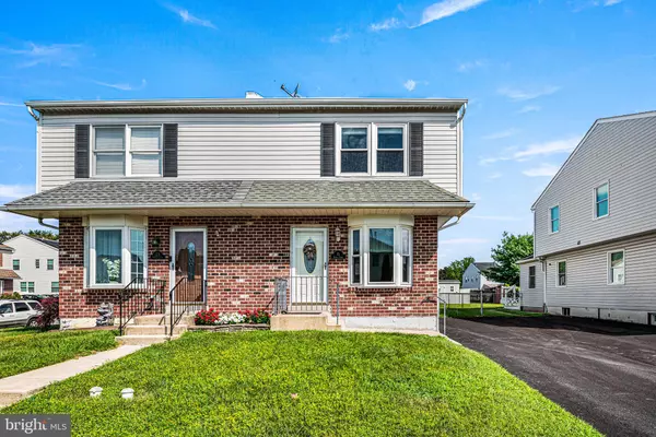 21 SPARKS CIR, Glenolden, PA 19036