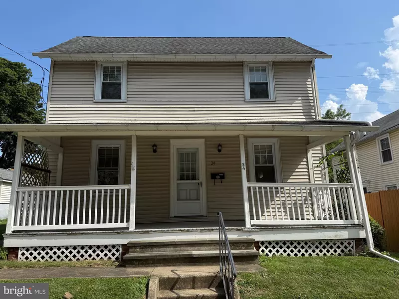 24 W BROAD ST, Malvern, PA 19355