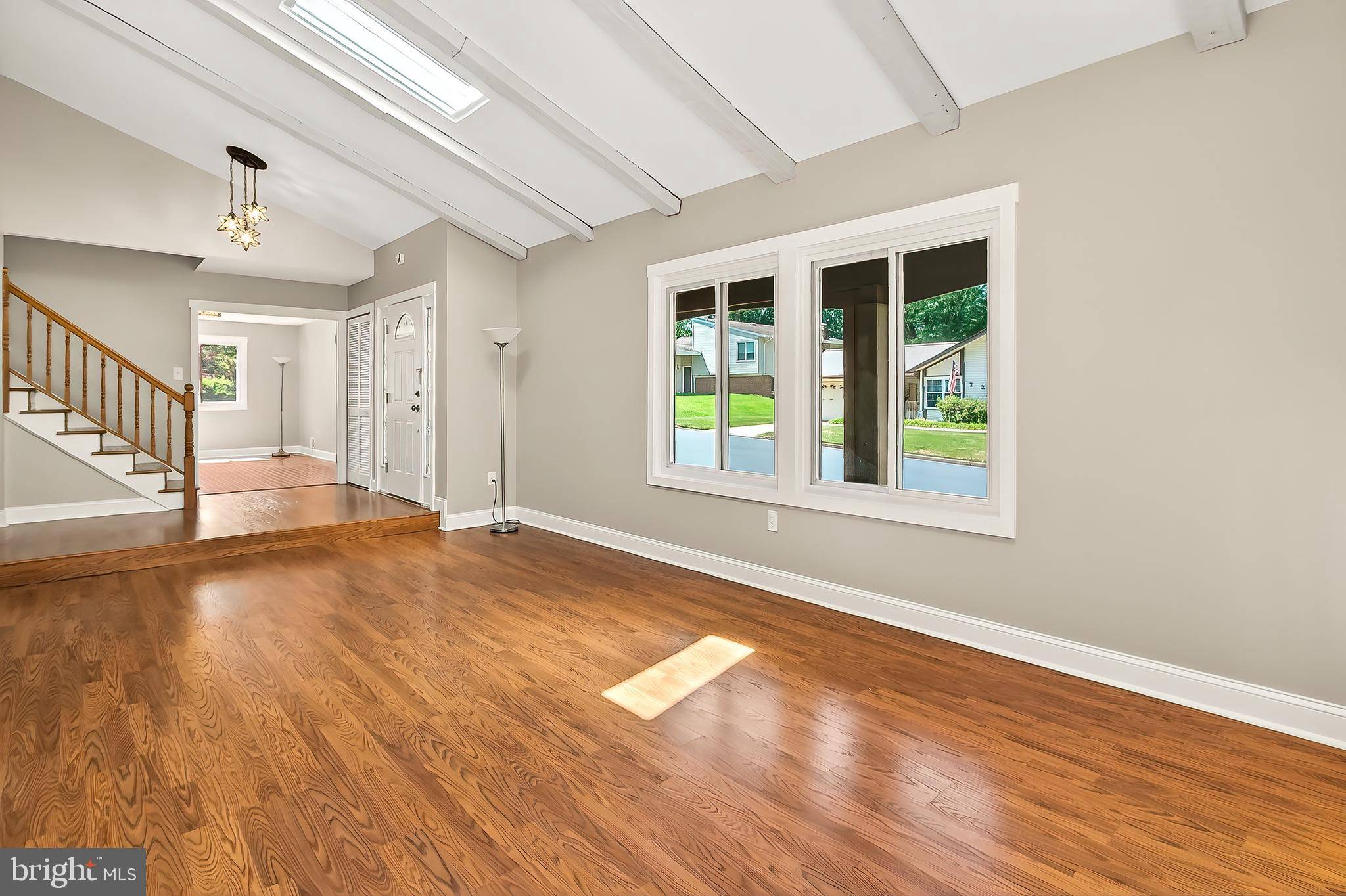 Sterling, VA 20164,223 W MEADOWLAND LN