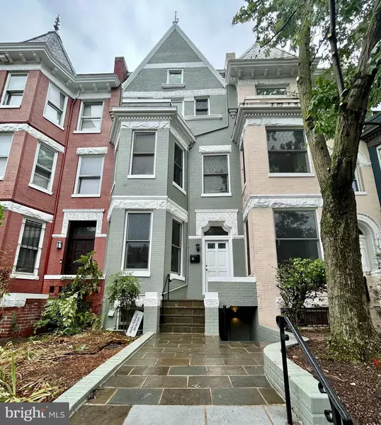 1736 U ST NW #A, Washington, DC 20009