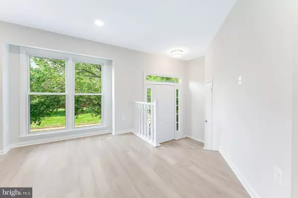 Sterling, VA 20164,46930 TRUMPET CIR