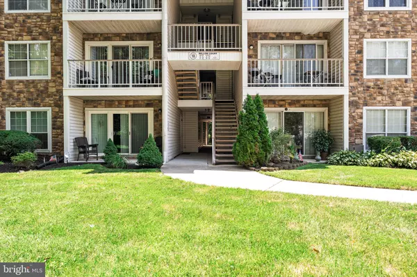 Hamilton, NJ 08619,67 WILLOW CT