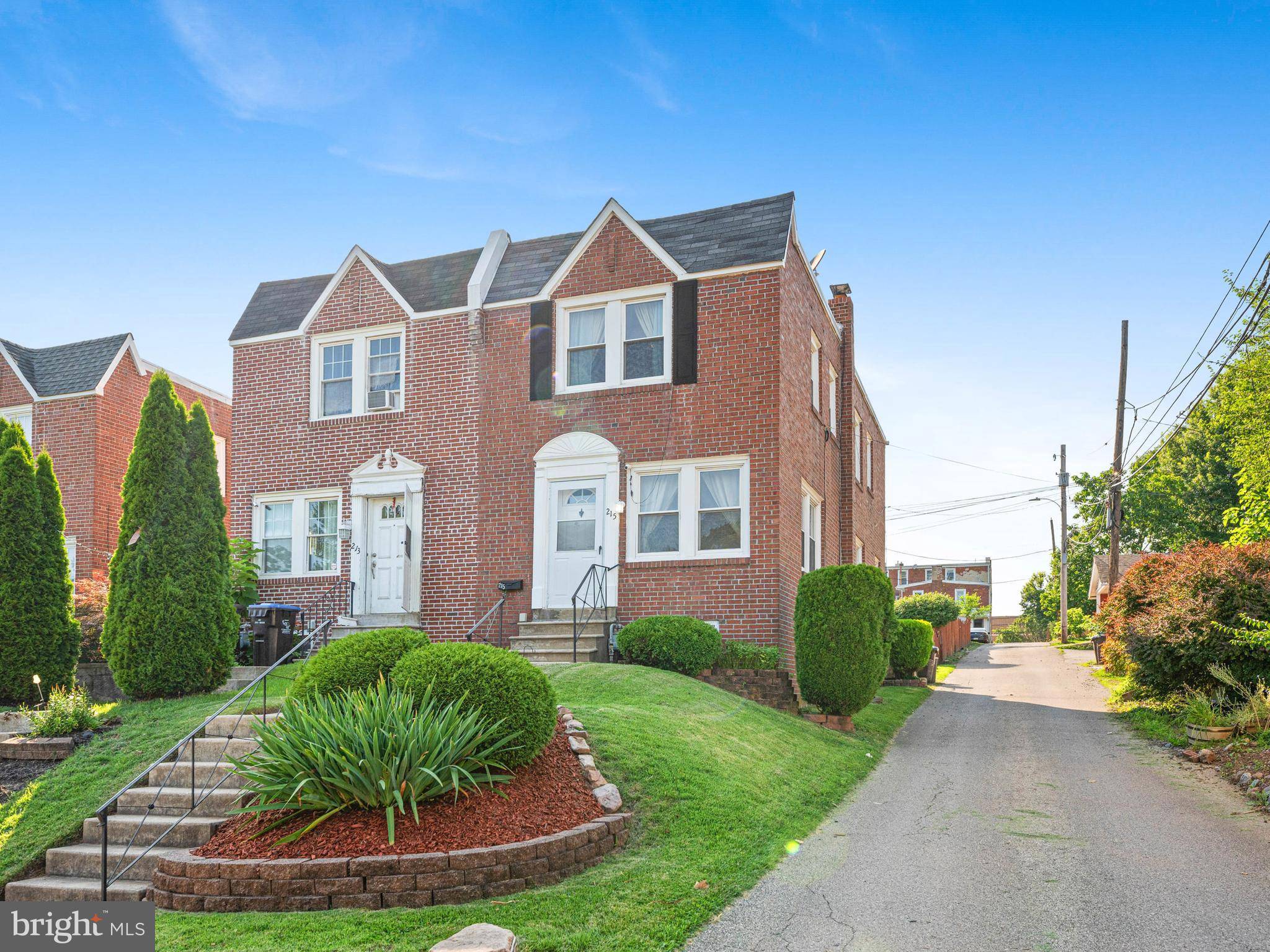 215 HARTRANFT AVE, Norristown, PA 19401