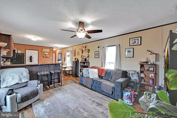 Ephrata, PA 17522,90 WILLOW DR