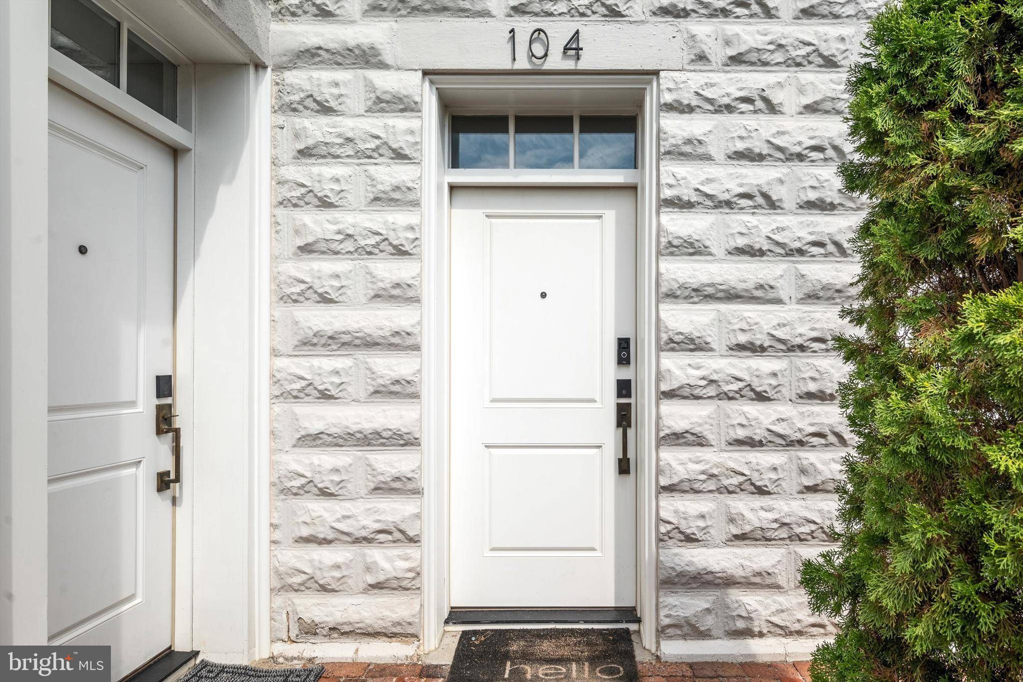 411 LOUDOUN ST N #104, Winchester, VA 22601
