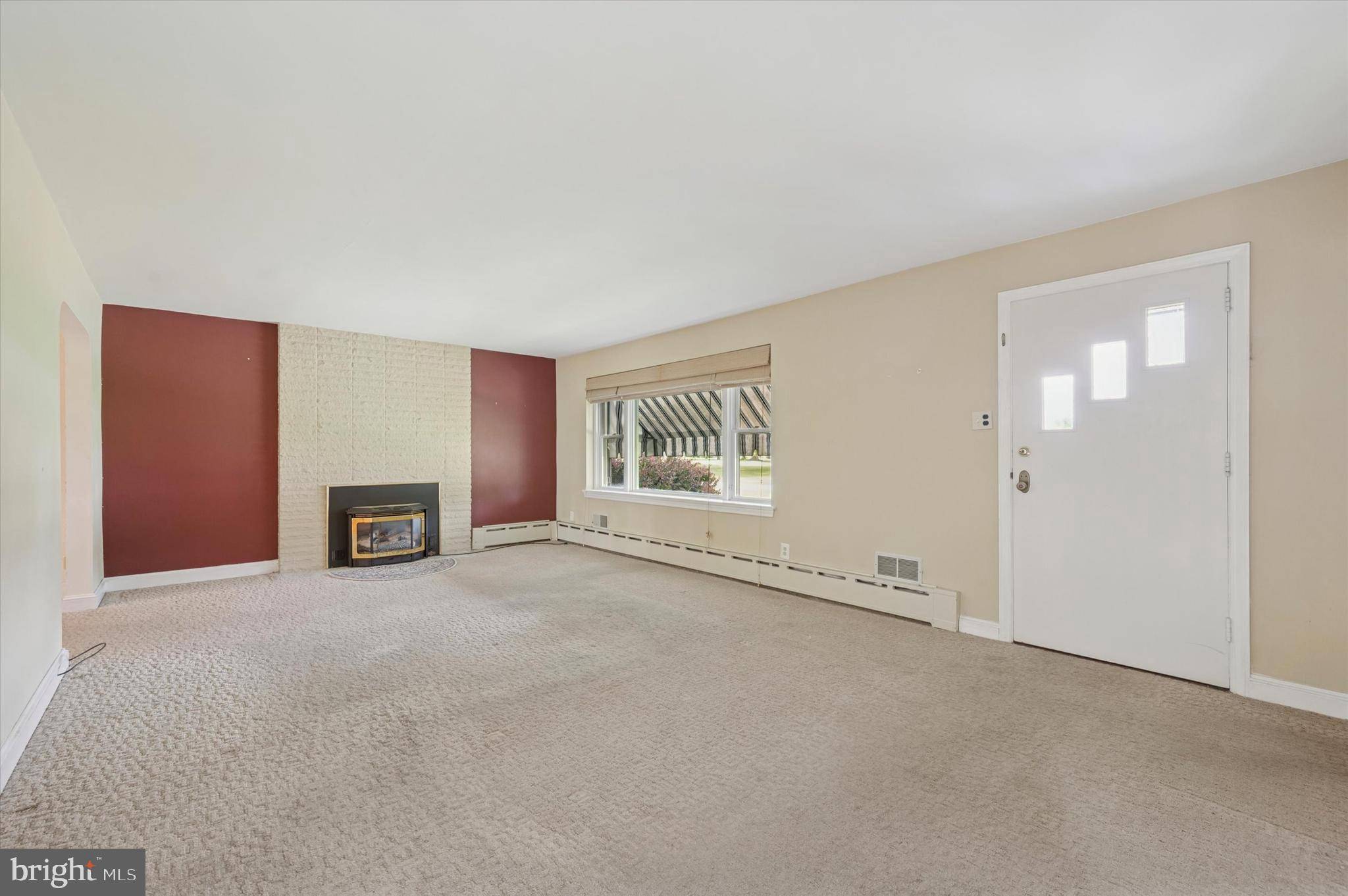Broomall, PA 19008,1007 JAMESTOWN RD