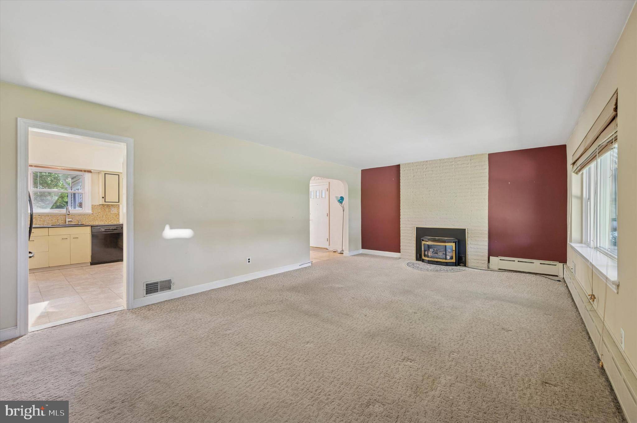 Broomall, PA 19008,1007 JAMESTOWN RD