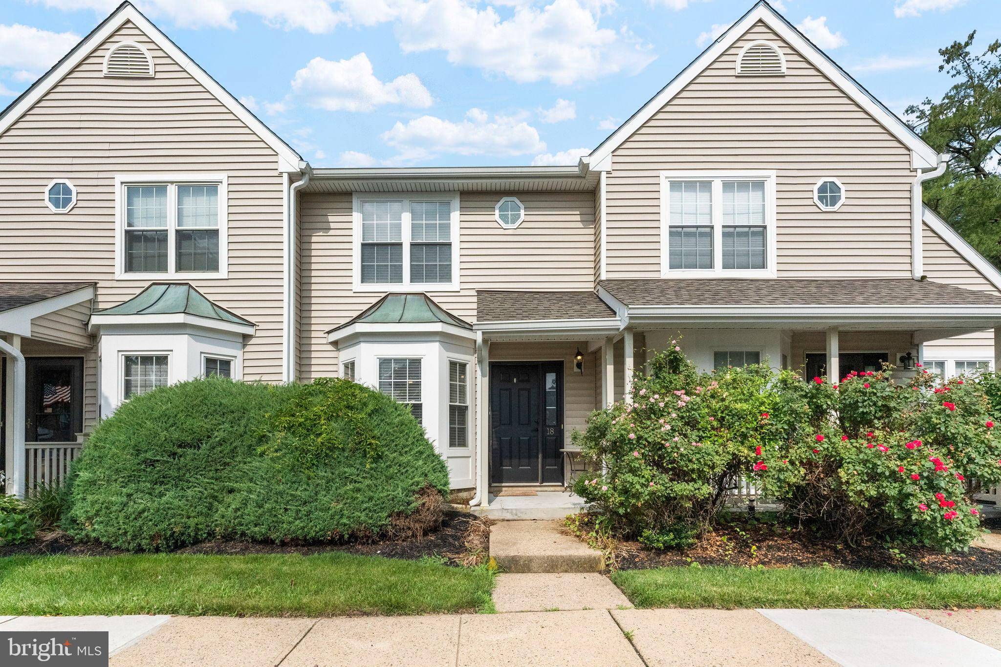 18 WASHINGTON CT, Hightstown, NJ 08520