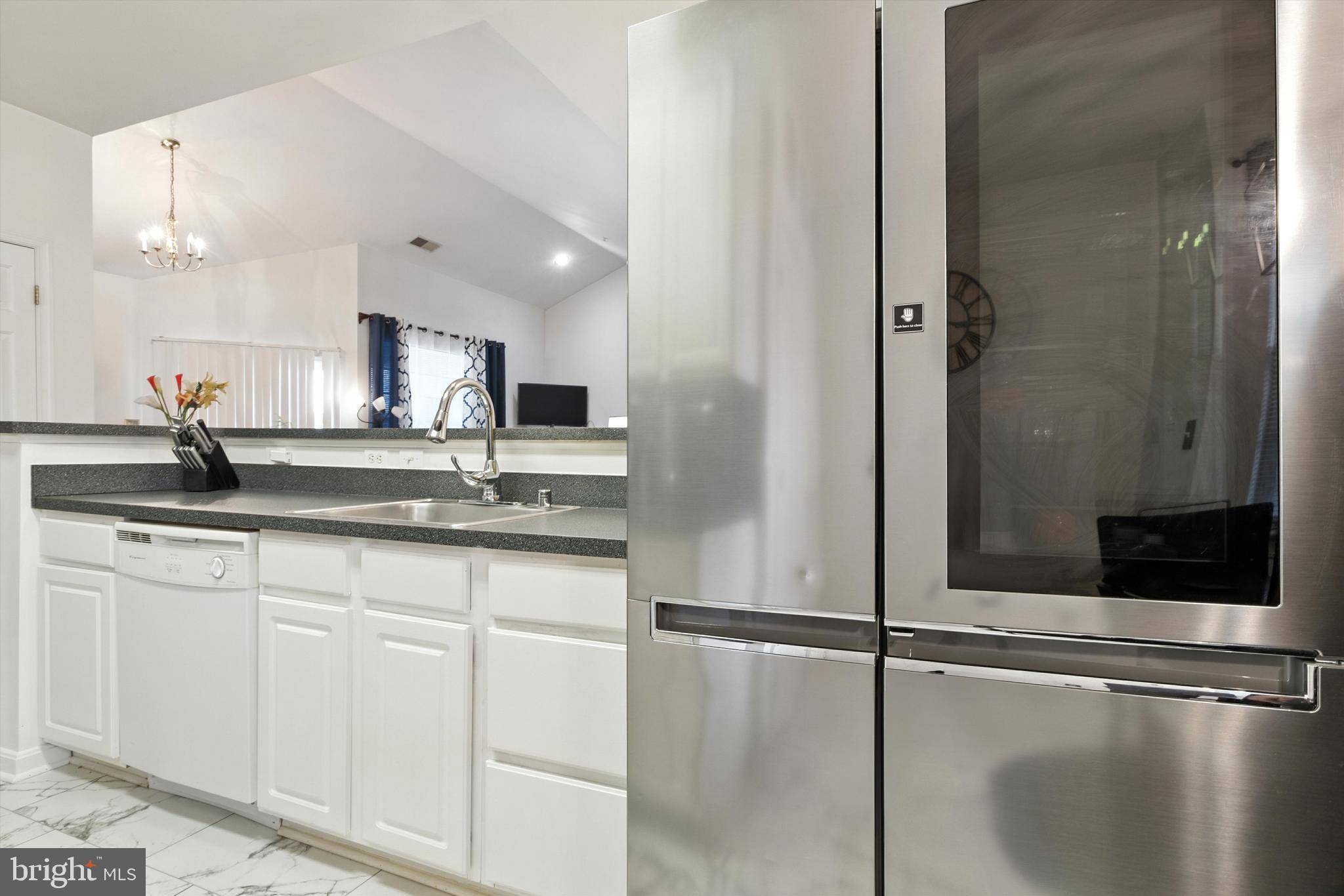 Owings Mills, MD 21117,5000 HOLLINGTON DR #302