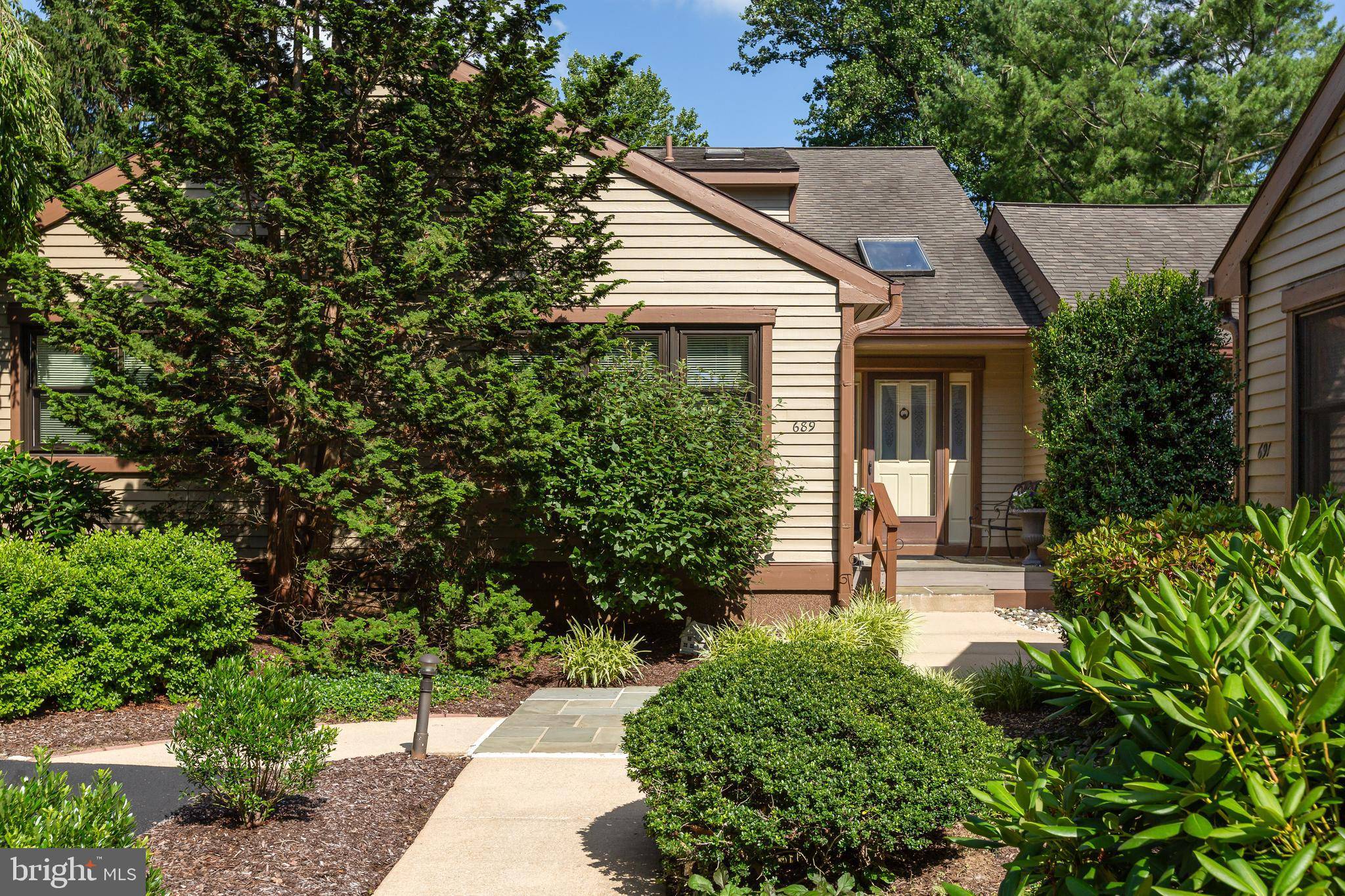 West Chester, PA 19380,689 HEATHERTON LN