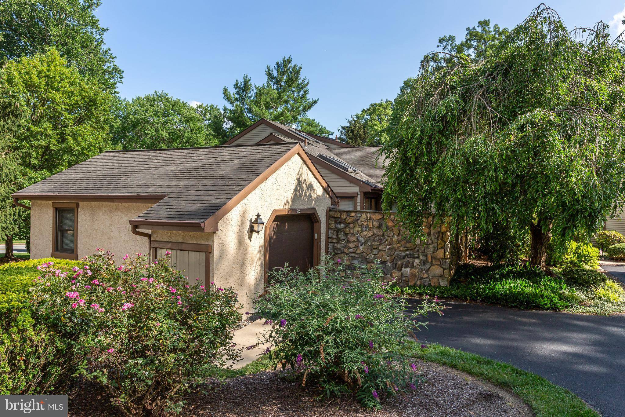 West Chester, PA 19380,689 HEATHERTON LN