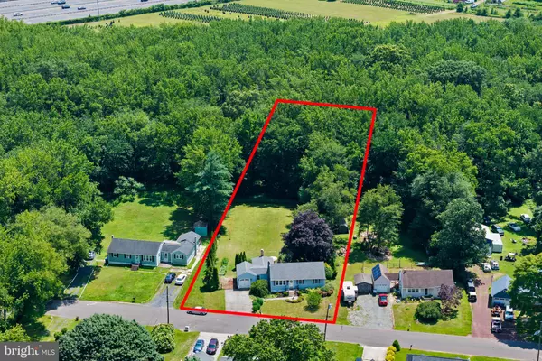 Chesterfield, NJ 08515,10 HENGELI DR