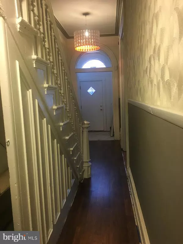 Philadelphia, PA 19121,1817 W OXFORD ST