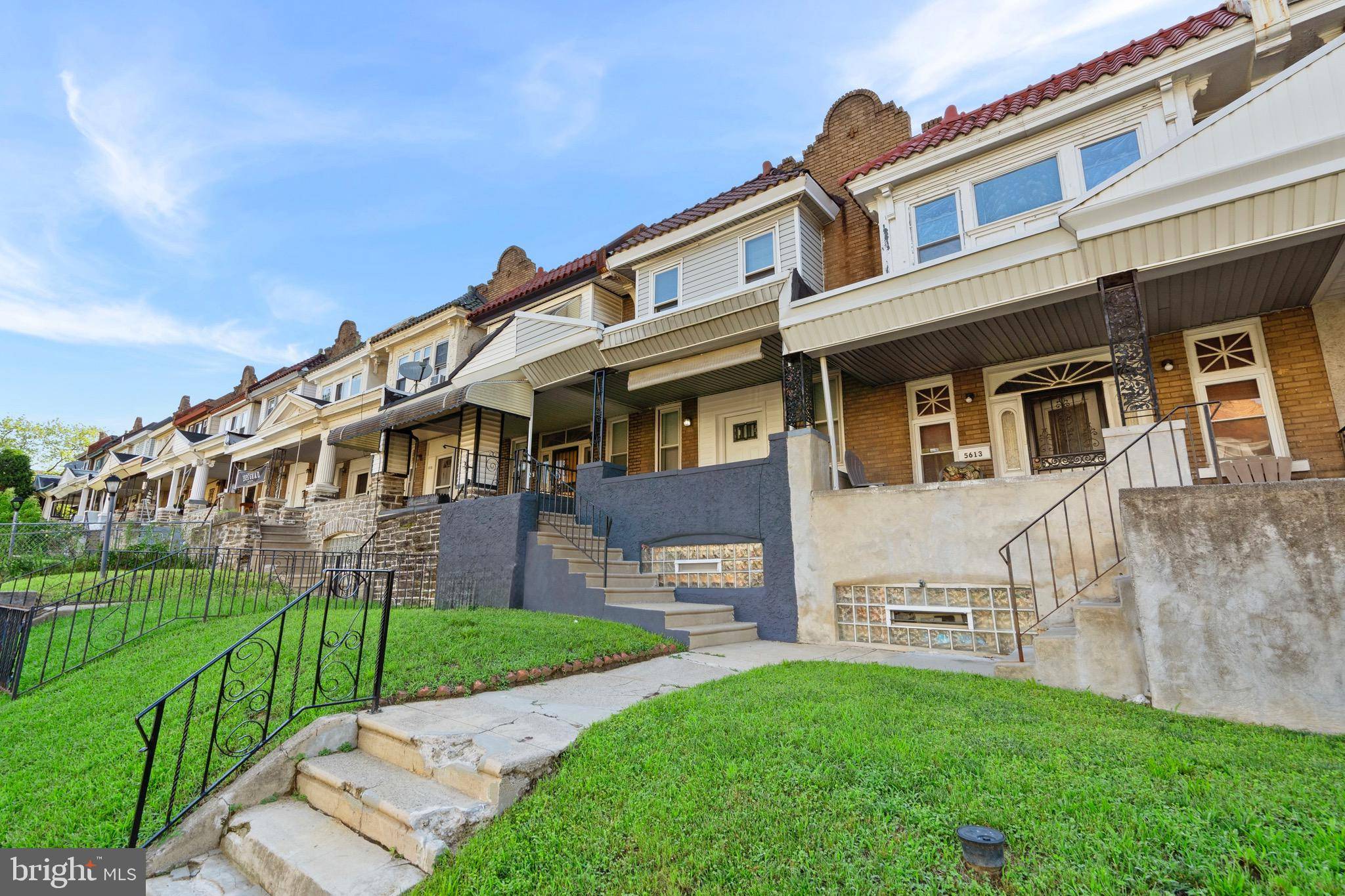 Philadelphia, PA 19141,5615 N CAMAC ST