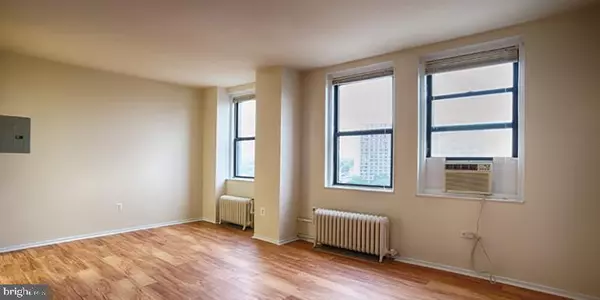 Philadelphia, PA 19104,3900 CHESTNUT ST #1B-704