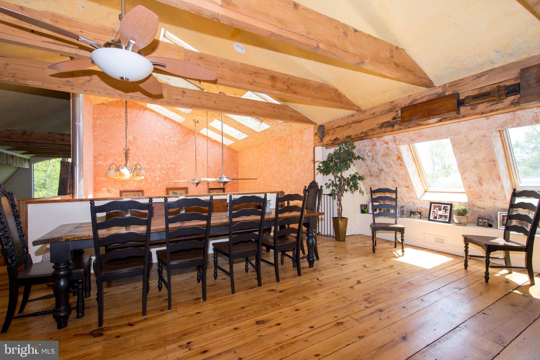 Deale, MD 20751,608 CHARLES AVE