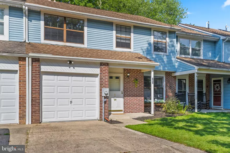204 FOXWOOD LN, Marlton, NJ 08053