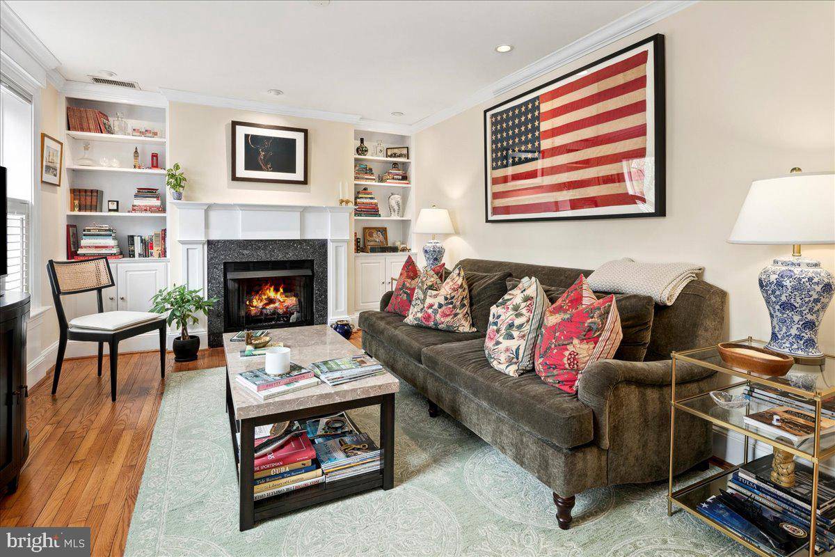 Alexandria, VA 22307,6407 13TH ST