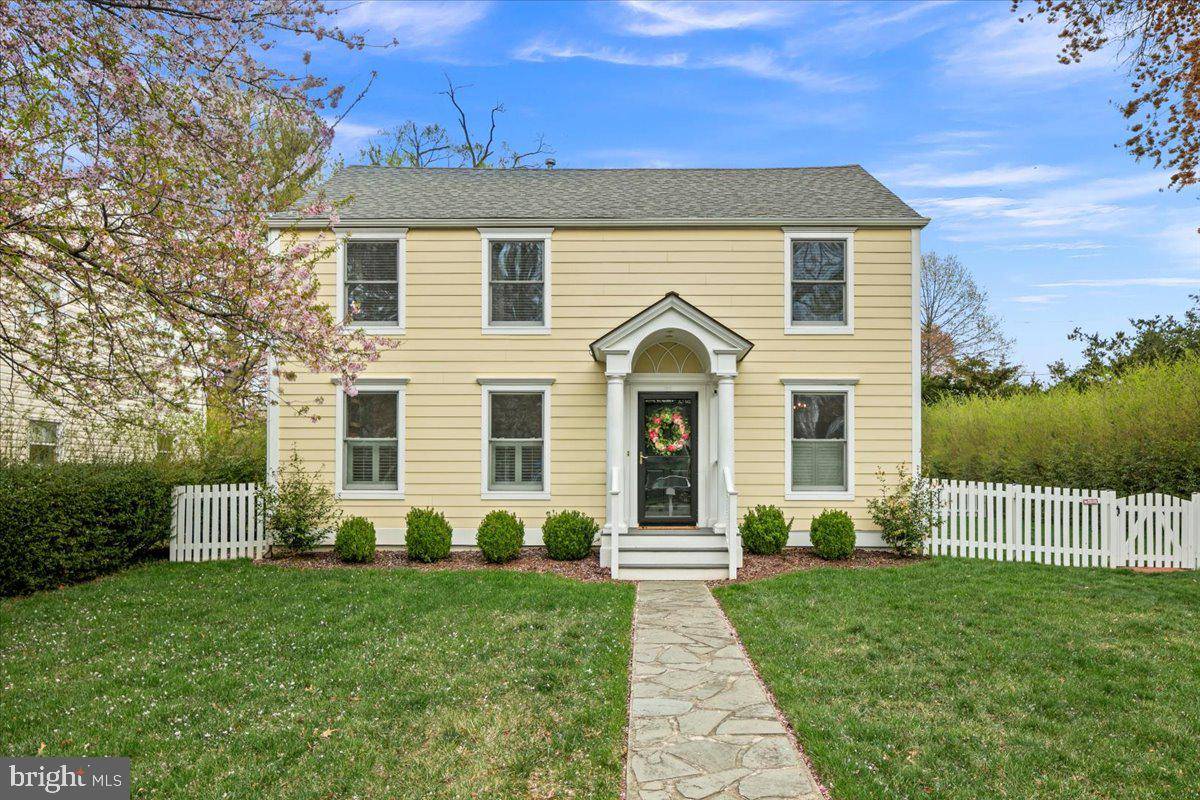 Alexandria, VA 22307,6407 13TH ST