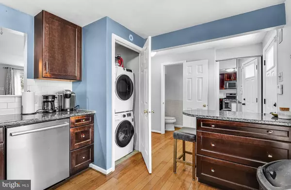 Philadelphia, PA 19123,829 N 4TH ST