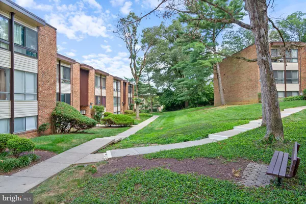 Greenbelt, MD 20770,8427 GREENBELT RD #202