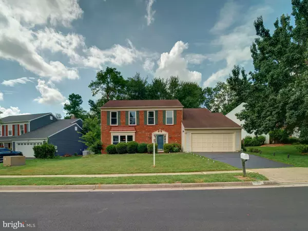 7010 GREEN SPRING LN, Alexandria, VA 22306